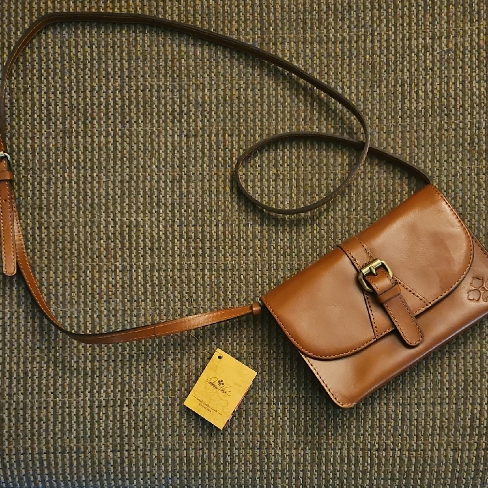 Patricia Nash Small Leather Goods Collection Tag
